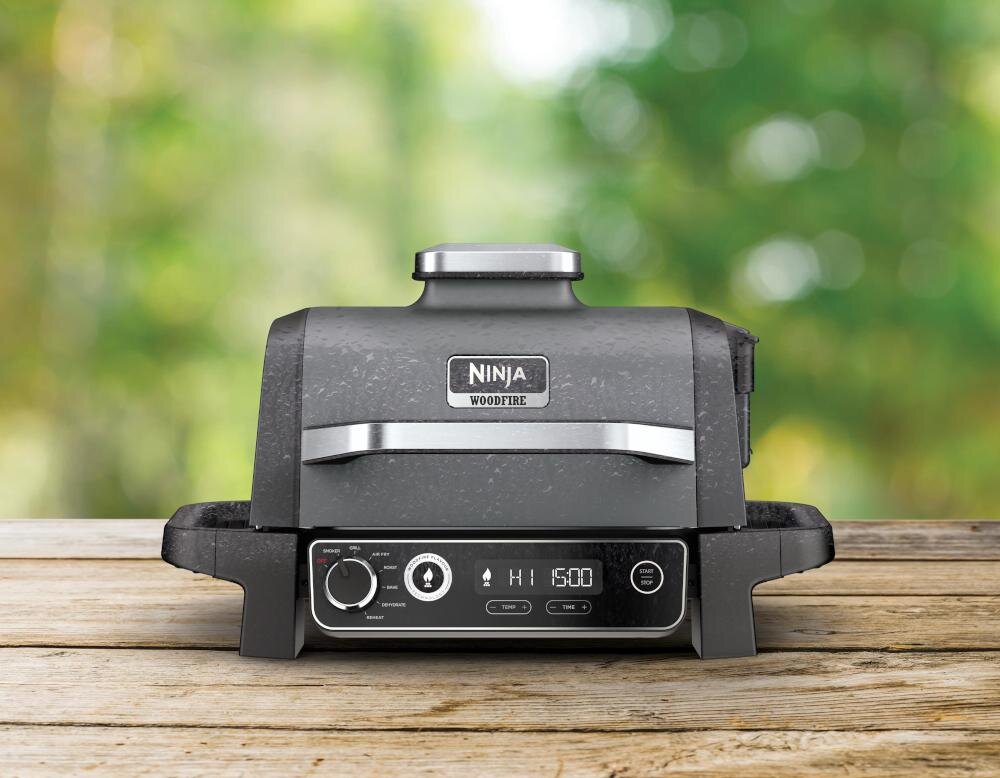 NINJA Woodfire OG701EU grill elektryczny wędzenie pieczenie zasilanie elektryczne odporność warunki atmosferyczne