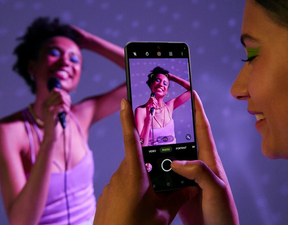 Smartfon ONEPLUS Nord 3 ekran bateria aparat procesor ram pamięć pojemność rozdzielczość zdjęcia filmy opis dane cechy blokady system łączność wifi bluetooth obudowa szkło odporność porty muzyka transfer sieć przekątna matryca waga czujniki oled amoled ips