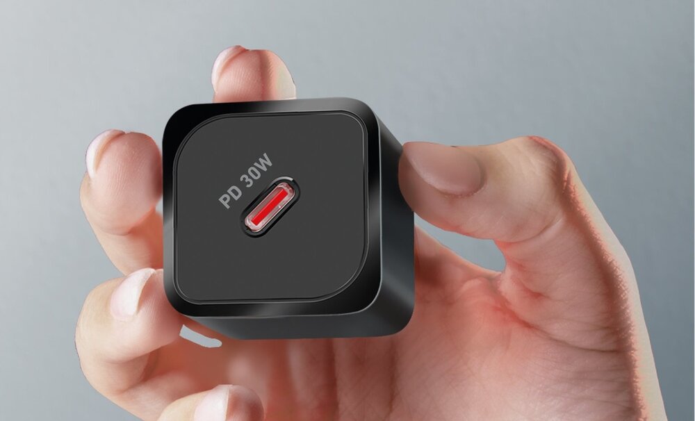 Ładowarka sieciowa SBS Nano GaN  opis