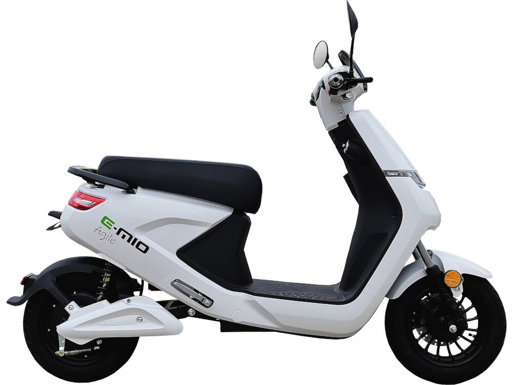 Skuter elektryczny E-MIO Agile z kufrem Biały koła 12-calowe bezdętkowe dwa przełożenia do przodu do tyłu