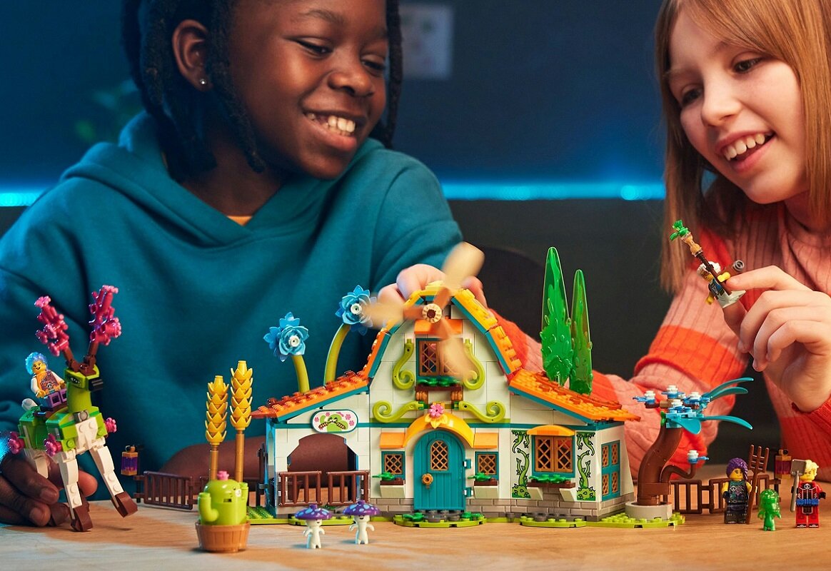 LEGO DREAMZzz Stajnia fantastycznych stworzeń 71459 dziecko kreatywność zabawa nauka rozwój klocki figurki minifigurki jakość tradycja konstrukcja nauka wyobraźnia role jakość bezpieczeństwo wyobraźnia budowanie pasja hobby funkcje instrukcja aplikacja LEGO Builde