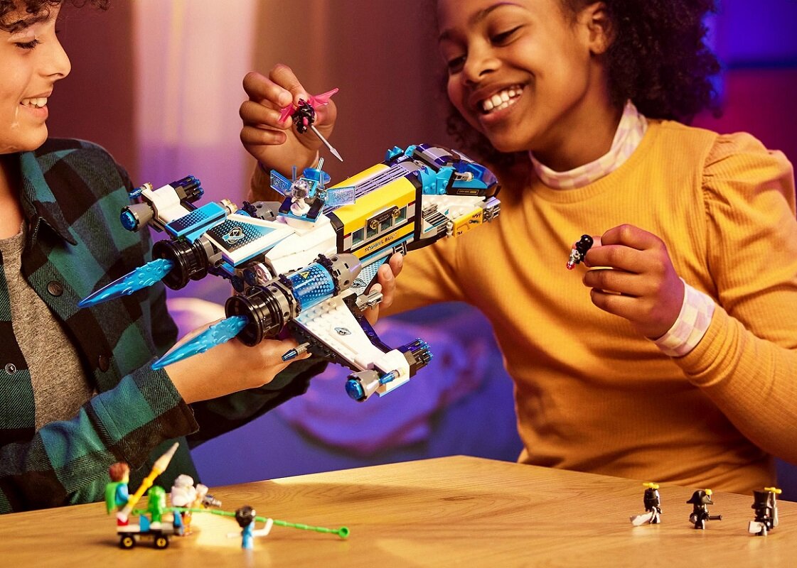 LEGO DREAMZzz Космічний автобус містера Оза 71460 дитяча творчість веселощі навчання розвиток будівельні блоки мініфігурки якість традиція будівництво наука уява ролі якість безпека уява будівництво пристрасть хобі функції ручне застосування LEGO Builder