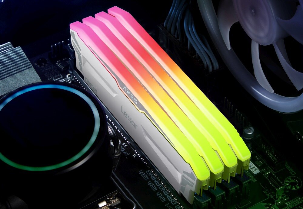 Pamięć RAM LEXAR Ares RGB Zaoszczędź