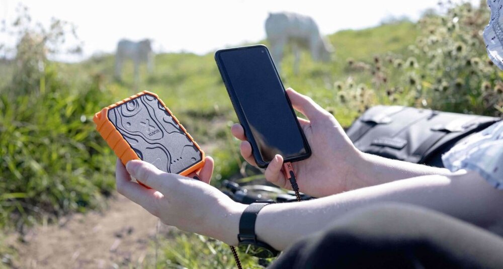 Powerbank XTORM Rugged XR201 10000 mAh 20W Urządzenia moc ładowanie wymiary bateria pojemność bezpieczeństwo lekkość wygoda