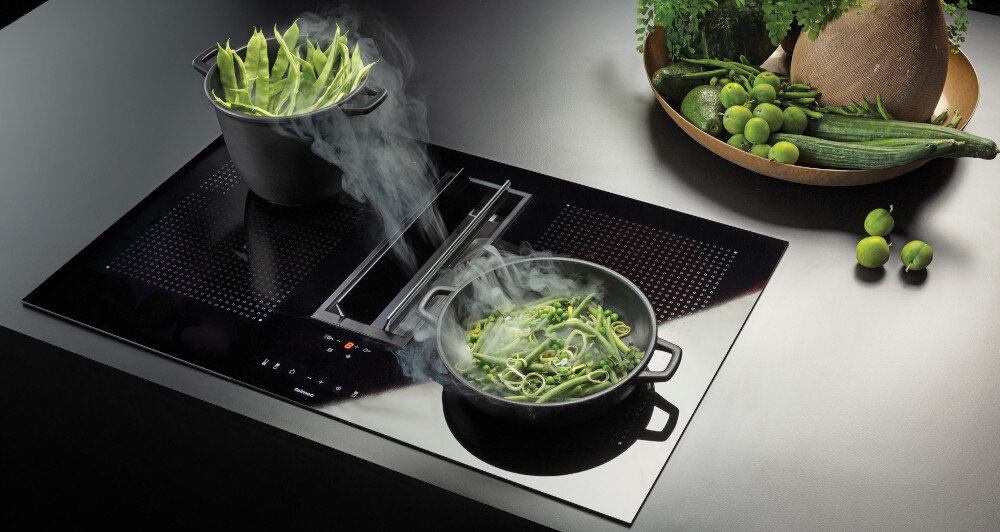 Płyta indukcyjna z okapem FALMEC Quantum Easy 84 gotowanie pochłanianie Flex Surface