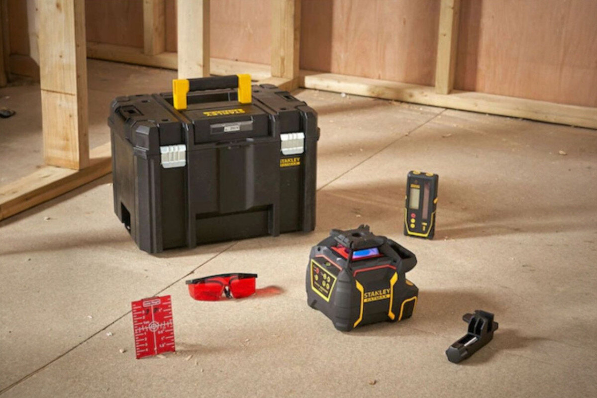Laser rotacyjny STANLEY FMHT77446-1, detektor, okulary, karta, walizka, Zestaw: niwelator Stanley Fatmax, walizka, okulary laserowe i akcesoria pomiarowe.