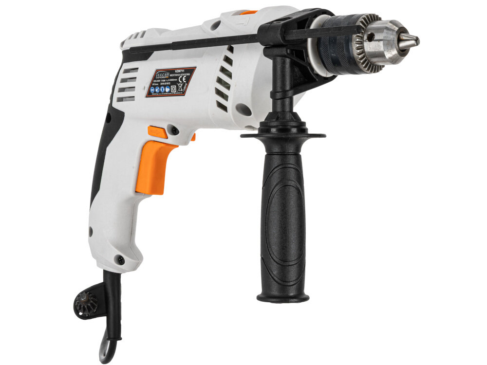 Wiertarka udarowa VULCAN CONCEPT VZW711 wiertarka na białym tle widoczna od przodu pod skosem miękki uchwyt ergonomiczna konstrukcja stabilność prowadzenia niska waga około 2,1 kg blokada włącznika stała prędkość pracy