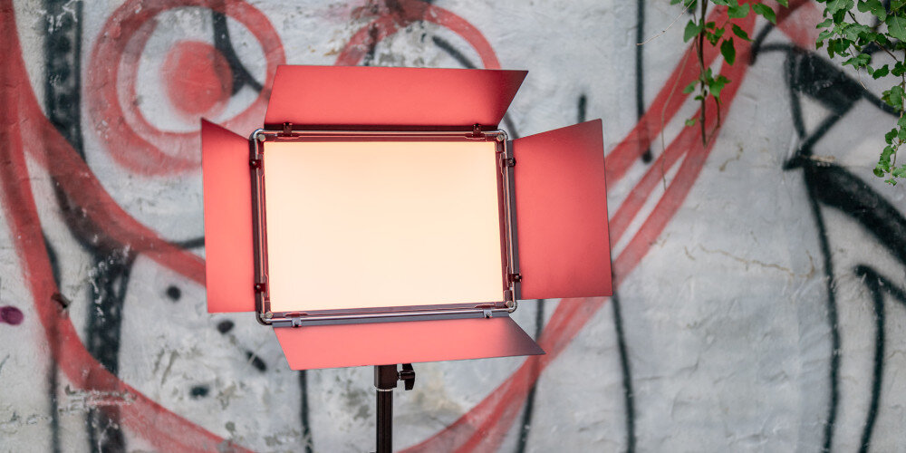 Lampa LED NEWELL Air 1100 Wbudowany dyfuzor miękkie rozproszone