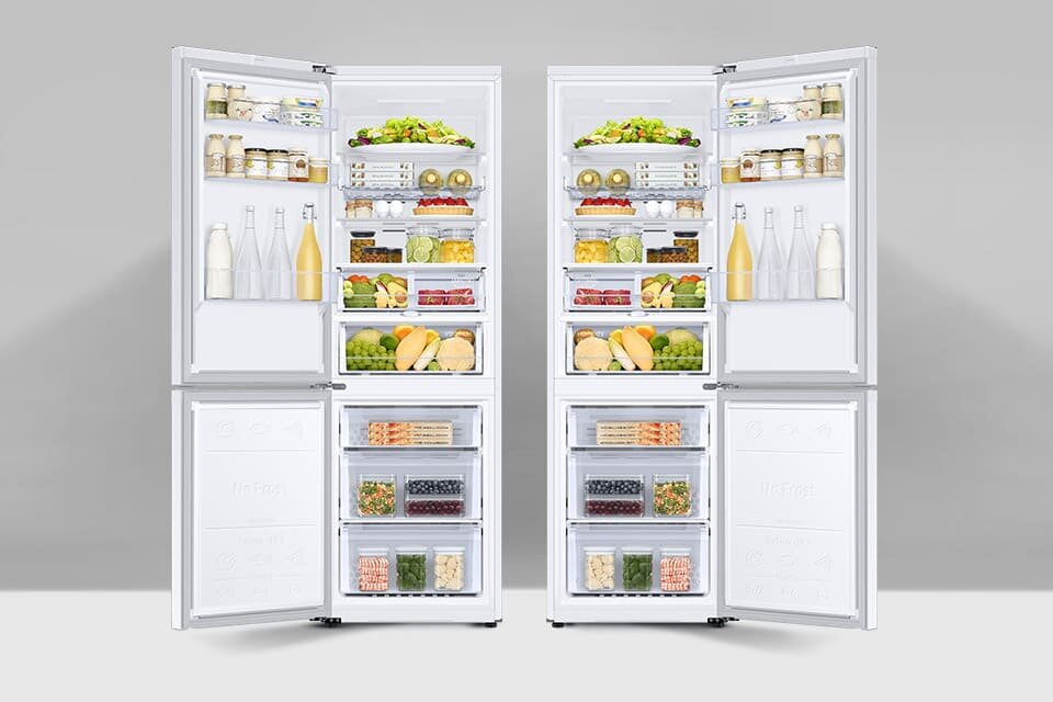 Sam zdecyduj, w którą stronę mają otwierać się drzwi lodówki Samsung RB34C675DWW