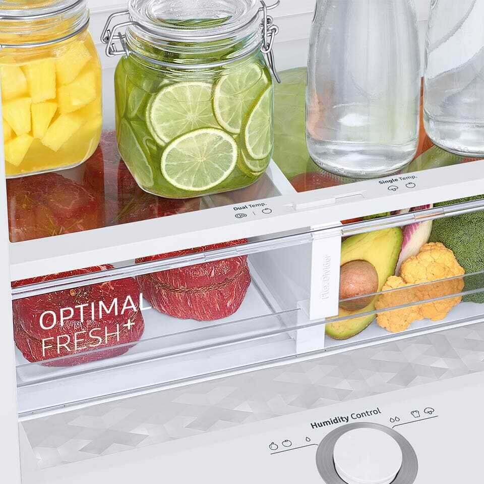 Zbliżenie na wykonane z hartowanego szkła półki