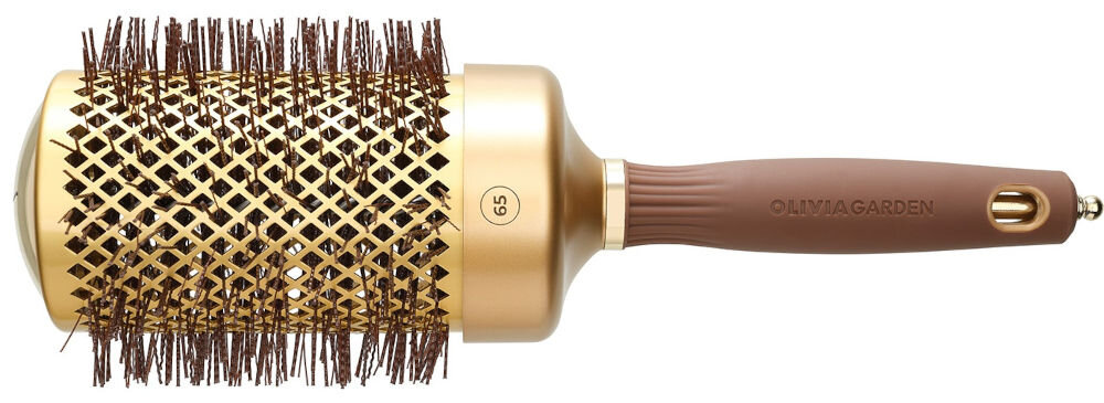 Szczotka do włosów OLIVIA GARDEN Expert Blowout Shine 65 szczotka leży bokiem złota głowica otwory włosie brązowa rączka złoty element na dole białe tło średnica 65 mm ceramiczny korpus równomierne rozprowadzanie ciepła przyspiesza modelowanie ogranicza ryzyko uszkodzeń gładkie lśniące pełne zdrowego blasku włosy technologia Nano-Thermic działanie antybakteryjne jonizacja eliminowanie elektryzowania włosów i puszenia świetny wygląd włosów
