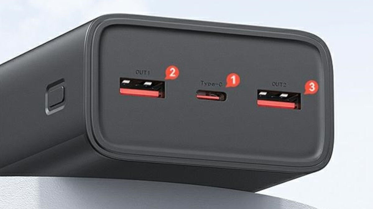 Powerbank USAMS PB68 30000 mAh 65W Czarny Power Delivery 3.0 Quick Charge 3.0 30000 mAh 2x USB-A USB-C możliwość ładowania trzech urządzeń jednocześnie