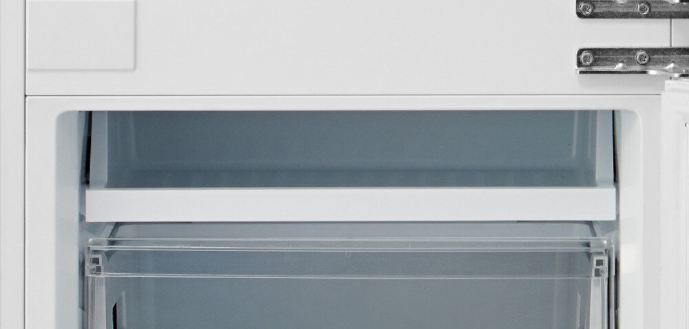 Lodówka BERG BRGCZ248FBI szuflada na pizze płaska wysuwana