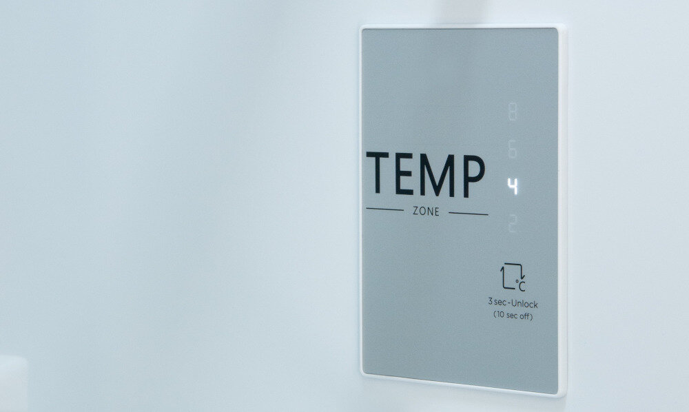 Lodówka BERG BRGCZ248FBI sterowanie elektroniczne panel