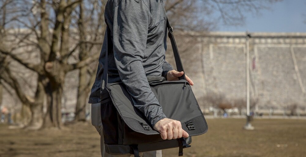 Torba TENBA Messenger DNA 16 DSLR miejski segmentowy trudne warunki kieszeń statyw butelka woda komfort noszenia pojemność