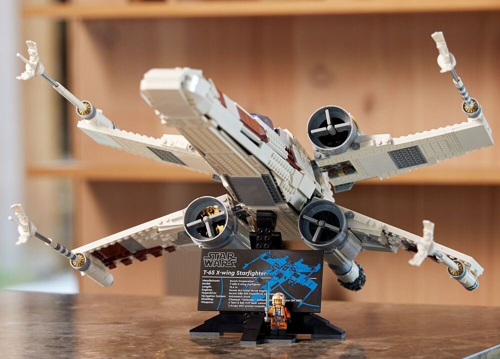 LEGO Star Wars Myśliwiec X-Wing 75355 klocki elementy zabawa łączenie figurki akcesoria figurka zestaw