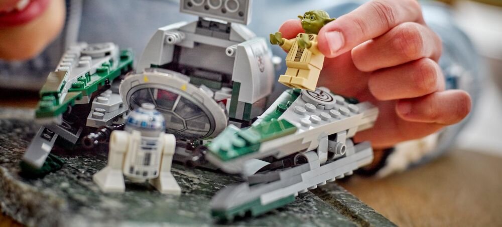 LEGO Star Wars Jedi Starfighter Yody 75360   klocki elementy zabawa łączenie figurki akcesoria figurka zestaw 