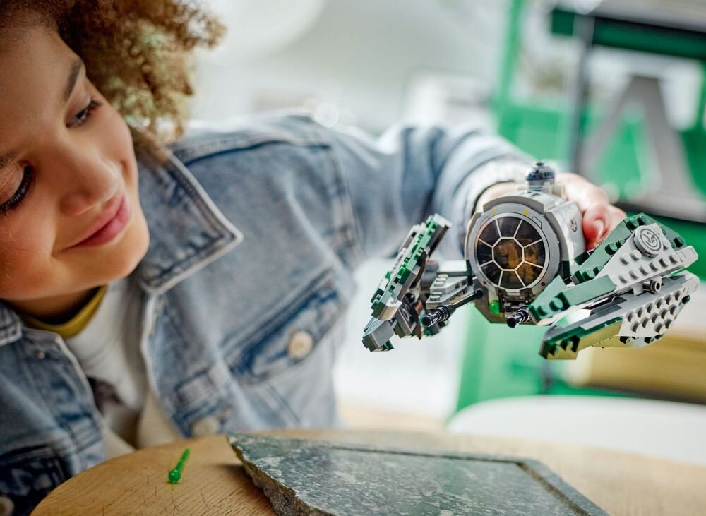 LEGO Star Wars Jedi Starfighter Yody 75360   klocki elementy zabawa łączenie figurki akcesoria figurka zestaw 