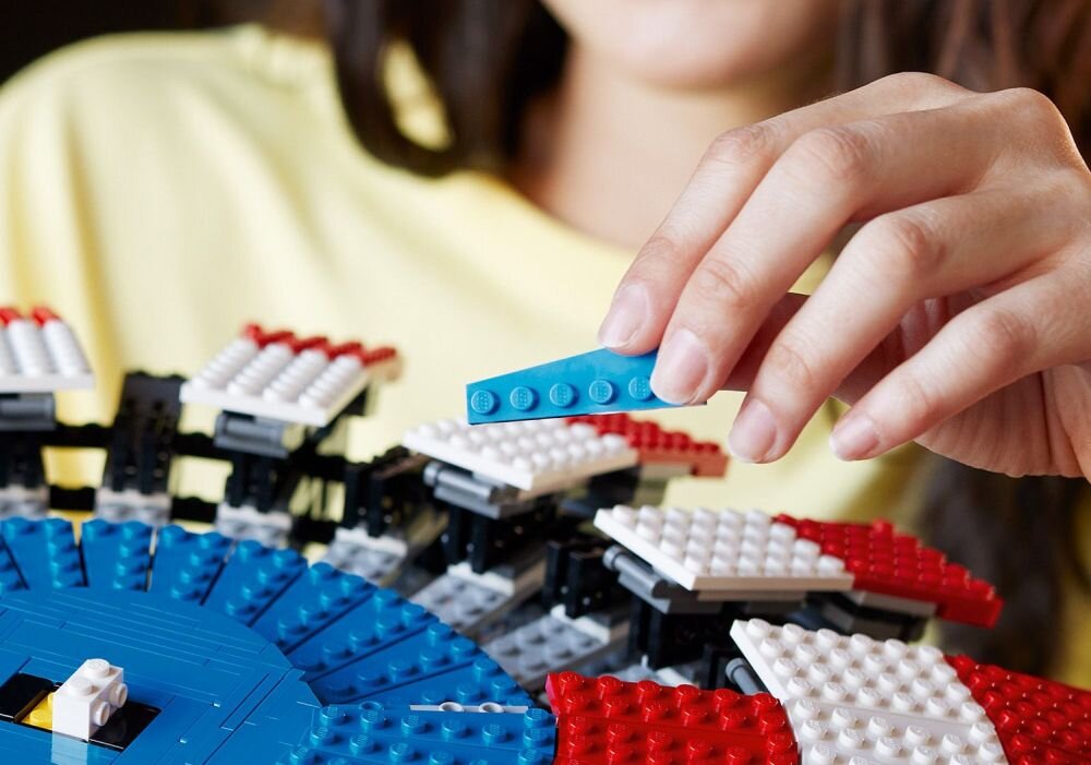 Конструктор LEGO Marvel Щит Капітана Америки 76262 кубики, веселі комбіновані фігурки, аксесуари, набір фігурок