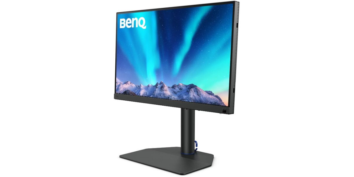 Monitor BENQ PhotoVue SW272U na białym tle.