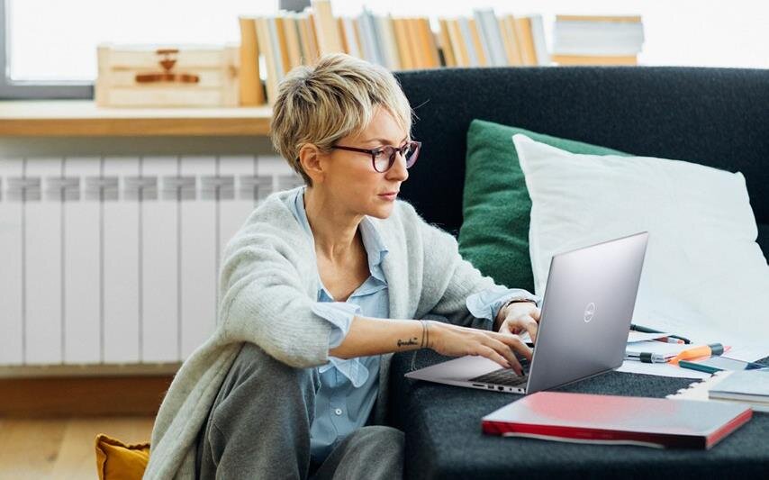 Laptop DELL Vostro 5630 - Laptop 