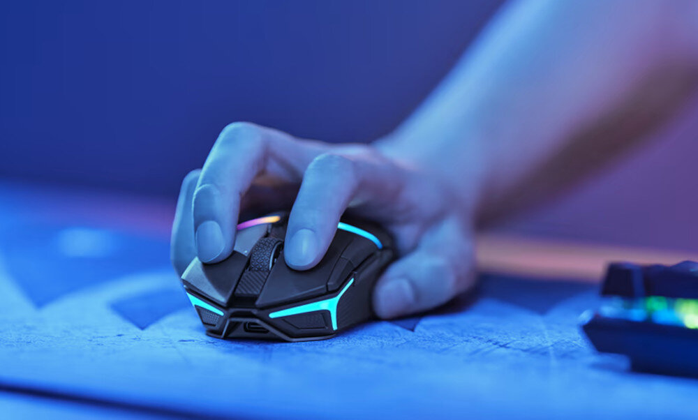 Mysz CORSAIR Nightsabre Wireless opóźnienie zalety przeznaczenie