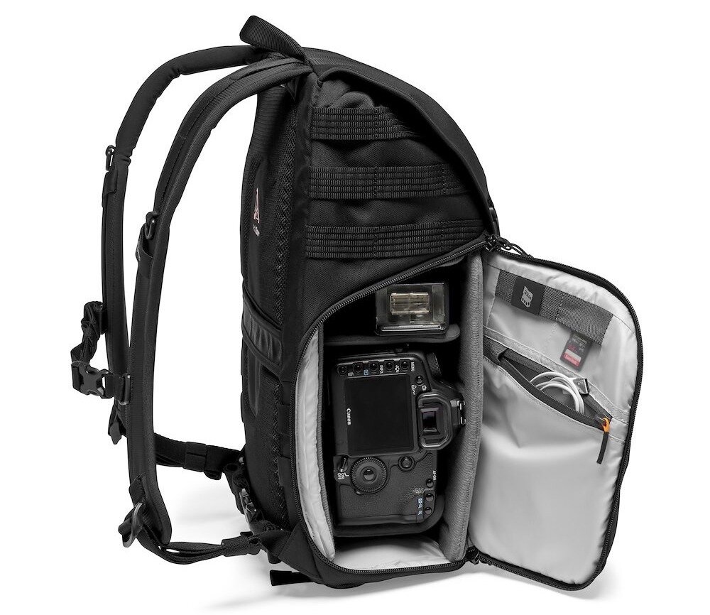 Plecak LOWEPRO ProTactic BP 300 AW II lustrzanki wysokość wygoda sprzęt kieszenie przechowywanie trwałość wytrzymałość rzepy przegrody możliwości