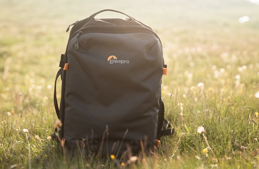 Plecak LOWEPRO Trekker Lite BP 150 AW foto zdjęcia akcesoria pasek kieszenie ekologia recykling