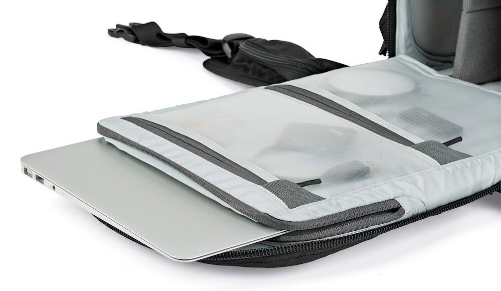 Plecak LOWEPRO ProTactic BP 300 AW II lustrzanki wysokość wygoda sprzęt kieszenie przechowywanie trwałość wytrzymałość rzepy przegrody możliwości