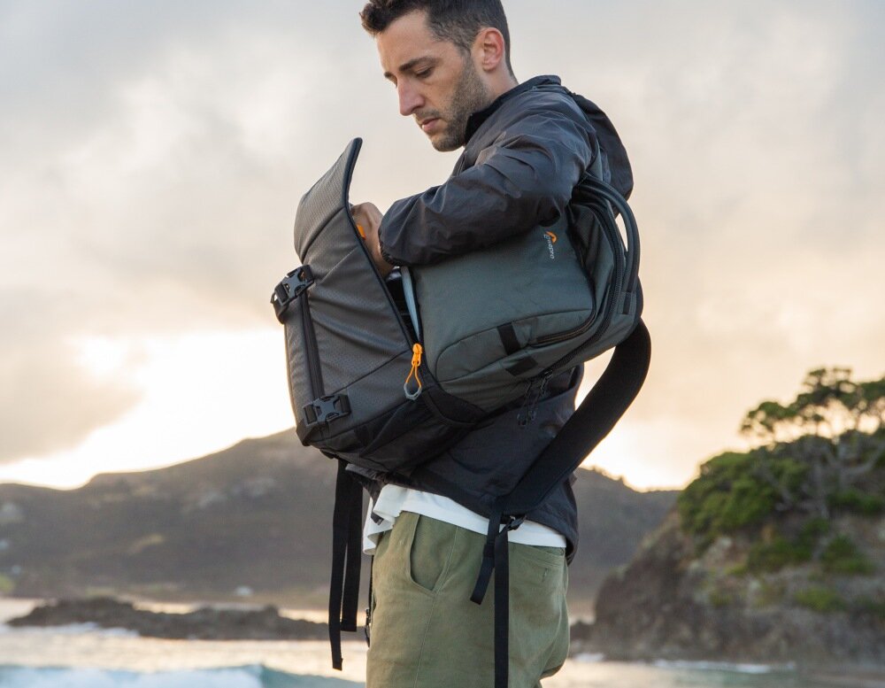 Plecak LOWEPRO Fastpack BP 250 AW III lustrzanki wysokość wygoda sprzęt kieszenie przechowywanie trwałość wytrzymałość rzepy przegrody możliwości