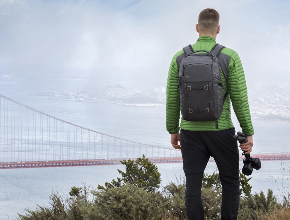 Plecak LOWEPRO FreeLine BP 350 AW foto zdjęcia akcesoria pasek kieszenie ekologia recykling