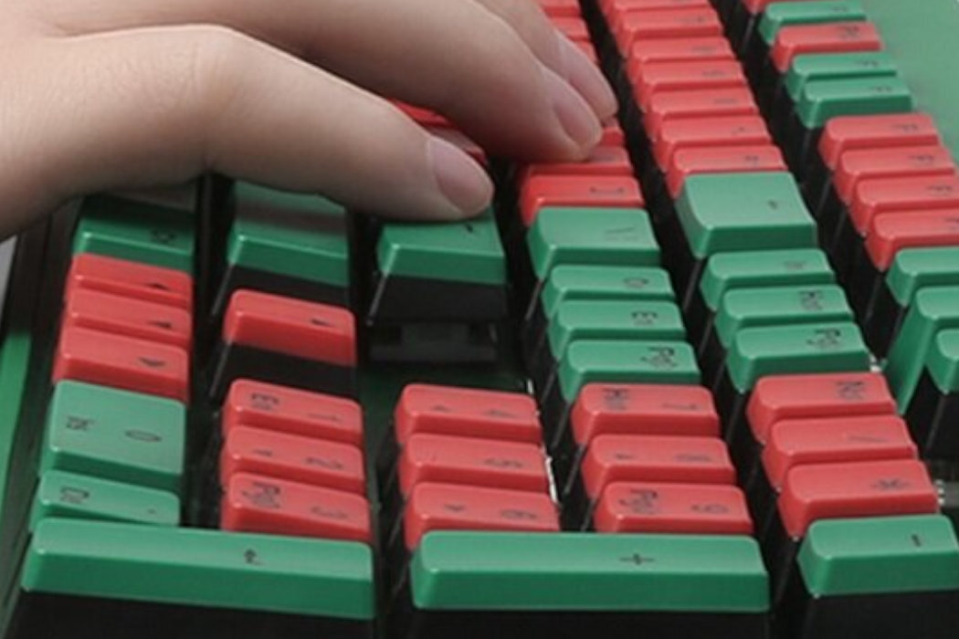 Klawiatura DELUX KM17DB gaming gra funkcjonalność szybkość wygląd wyposażenie