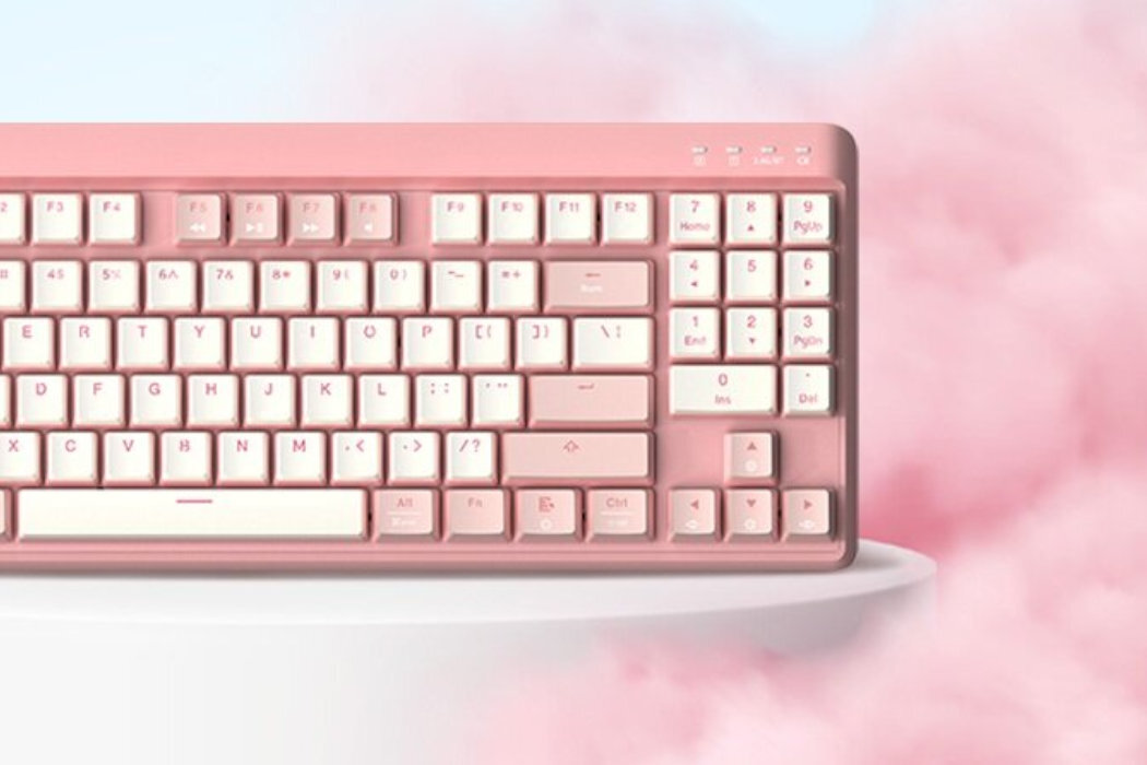 Klawiatura DELUX KM18DB RGB gaming gra funkcjonalność szybkość wygląd wyposażenie