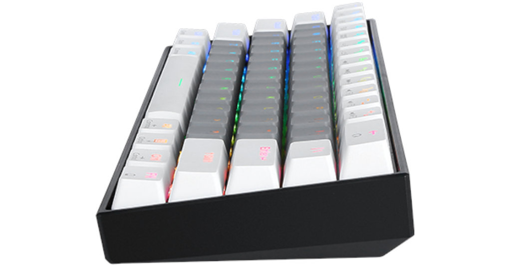 Klawiatura DELUX KM33 RGB gaming gra funkcjonalność szybkość wygląd wyposażenie