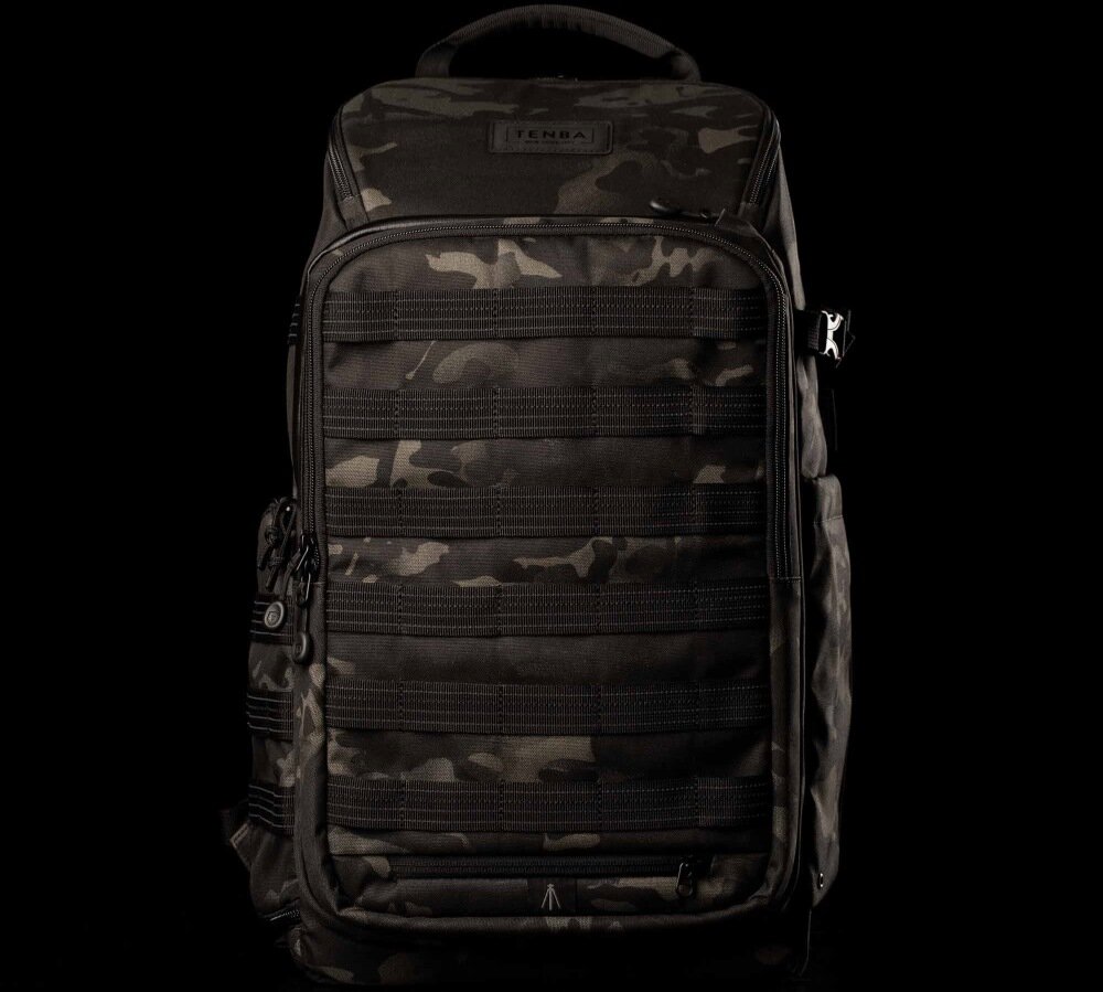 Plecak TENBA Axis V2 24L Czarny niezawodność fotografowie pojemność przegrody system MOLLE wygoda miejsce airtag