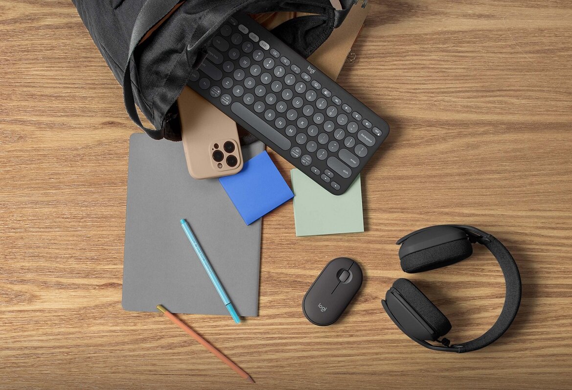 Klawiatura LOGITECH Pebble Keys 2 K380s Biały Elegancka wygodna Minimalistyczny design płynna braca zasilanie bateryjne