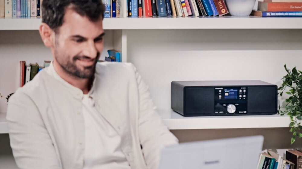 Wieża PANASONIC SC-DM202EG-K  - sterowanie