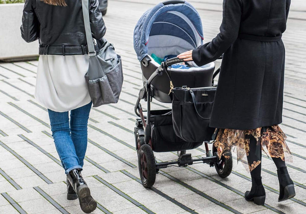Torba do wózka BABYONO Coco 1516 Czarny Styl funkcjonalność stylowy dodatek design wygląd staranne wykonanie estetyczne wykonanie