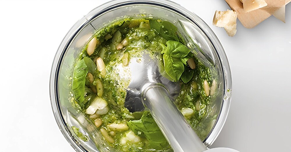 Blender ręczny ErgoMaster Serie 4 blender w użyciu, rozdrabnianie lodu, wielofunkcyjność