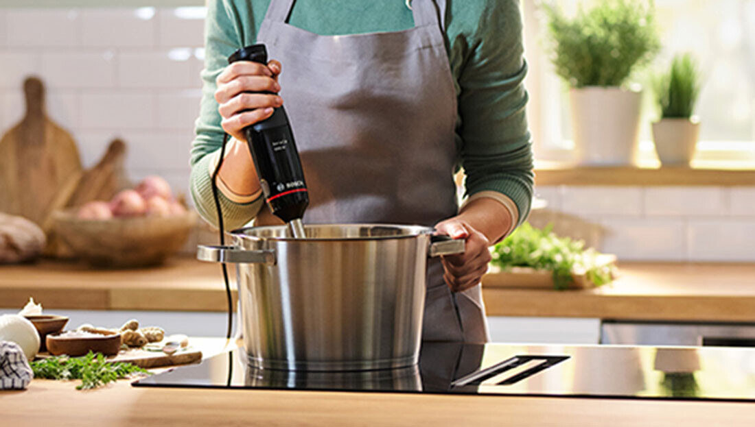 Blender BOSCH ErgoMaster MSM4B6V2 pakowanie próżniowe Wytrzymały silnik moc koktajl zupy sosy konsystencja