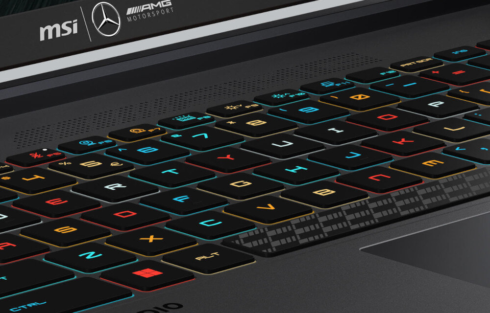 Laptop MSI Stealth Mercedes-AMG Motorsport A13VG klawiatura podświetlenie efekty