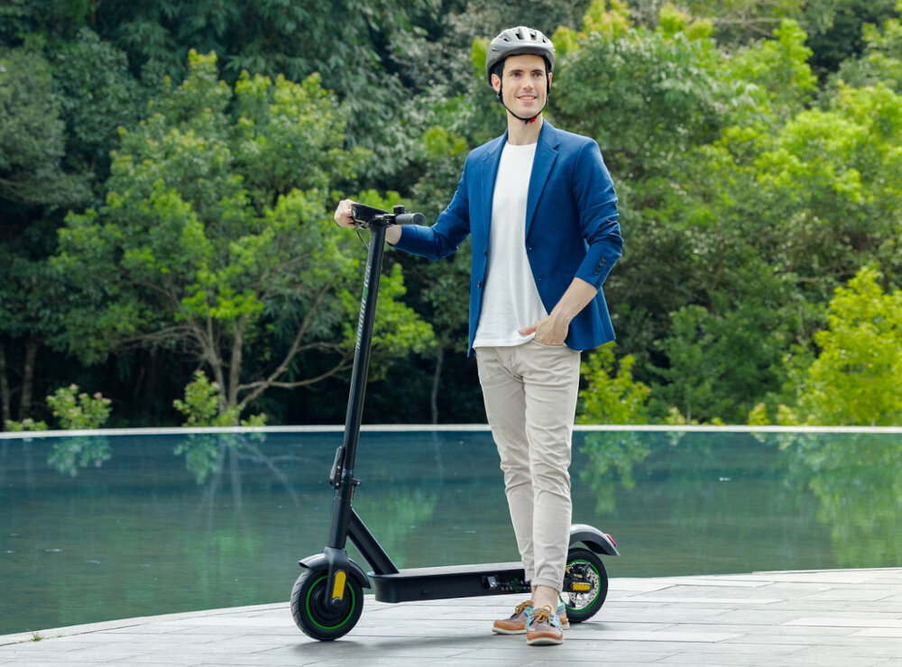 Hulajnoga elektryczna ACER ES Series 5 Czarny silnik moc 350 W maksymalna predkosc do 25 km/h