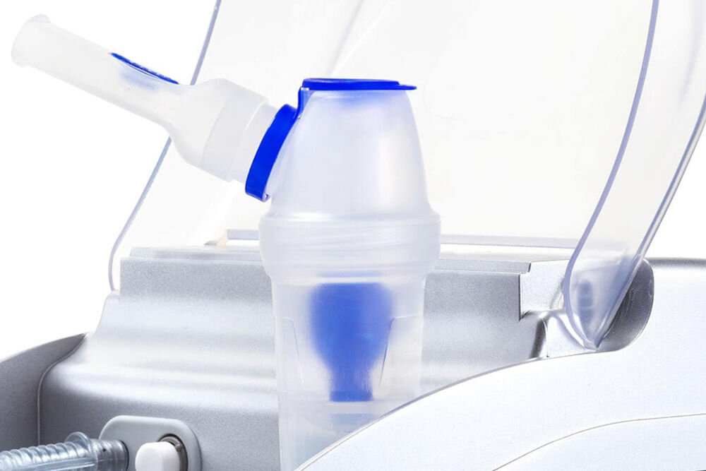 Inhalator nebulizator pneumatyczny FLAEM Docneb spełnia normy jakosci MMAD na poziomie 3,2 frakcja respirabilna tryb ciągły niski poziom hałasu maksymalne ciśnienie 2,5 bar skuteczne dostarczanie leku maksymalna podawana objętość leku 8 kompleksowa opieka zdrowotna w kazdej sytuacji 