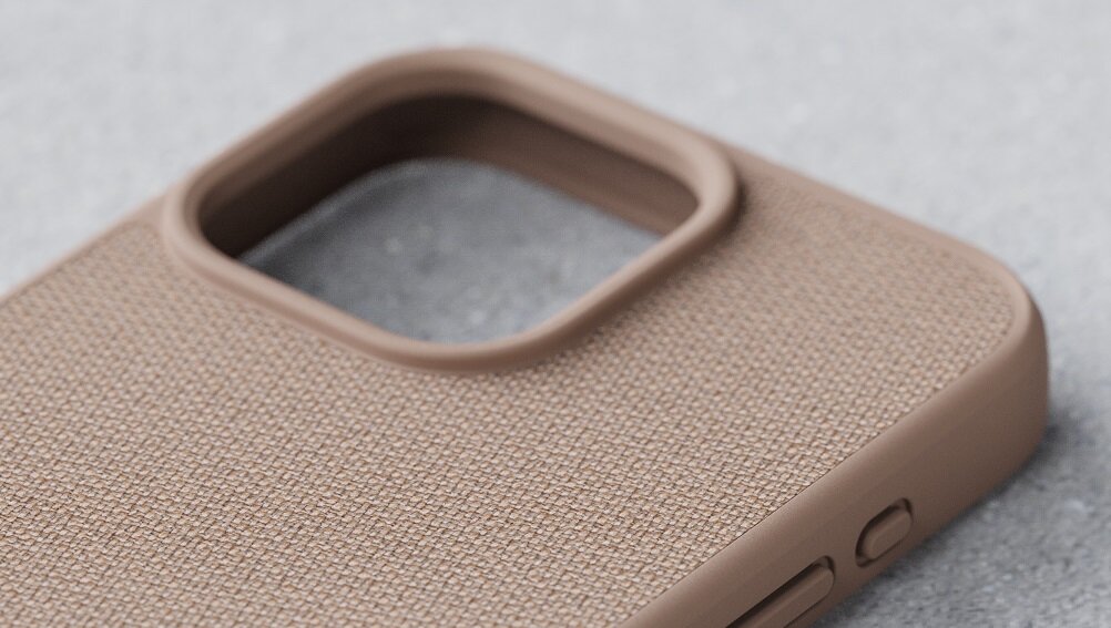 Etui NJORD BY ELEMENTS Fabric Tonal MagSafe do Apple iPhone 15 elaganckie ochrona smartfona Wyjątkowy wygląd Najwyższej jakości materiały MagSafe Ochrona aparatu Precyzyjne