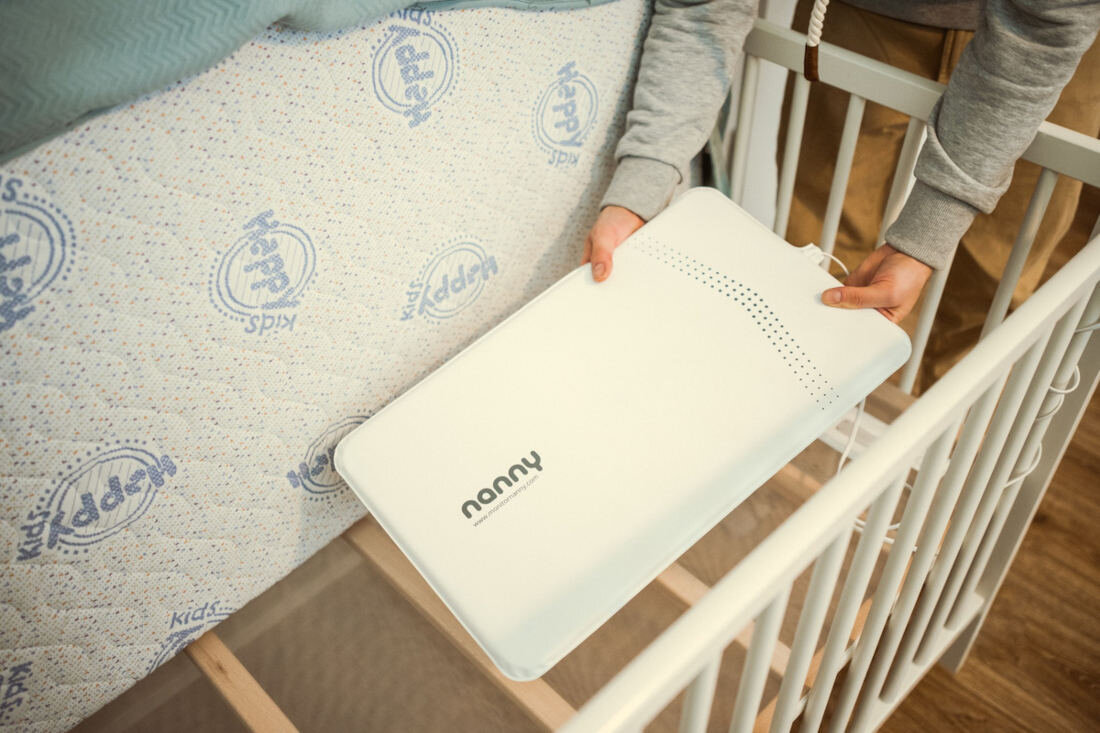 Monitor oddechu NANNY BM-03 Czuła mata sensoryczna wykorzystuje płaską matę sensoryczną rejestruje delikatne ruchy oddechowe komfort snu