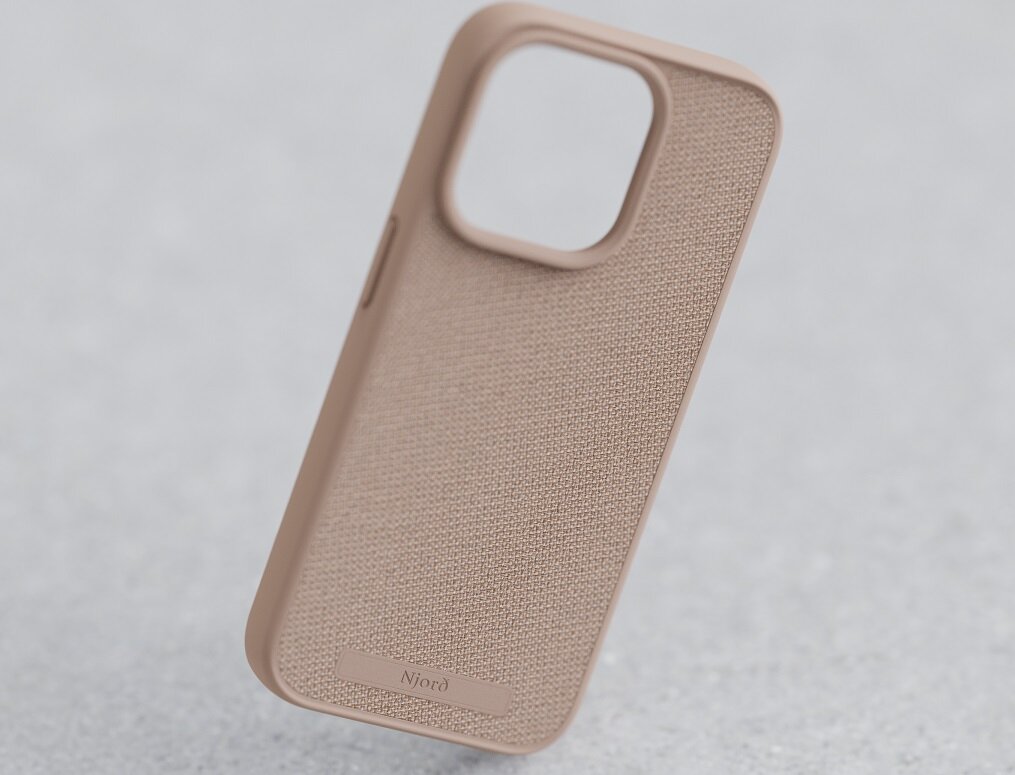 Etui NJORD BY ELEMENTS Fabric Tonal MagSafe do Apple iPhone 15 elaganckie ochrona smartfona Wyjątkowy wygląd Najwyższej jakości materiały MagSafe Ochrona aparatu Precyzyjne