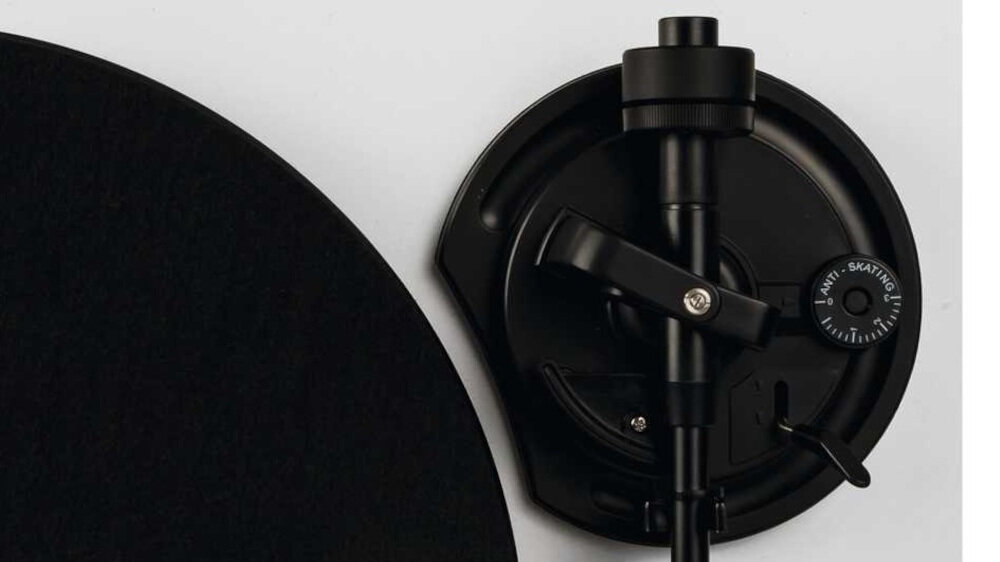 Gramofon RELOOP Turn 2 - napęd