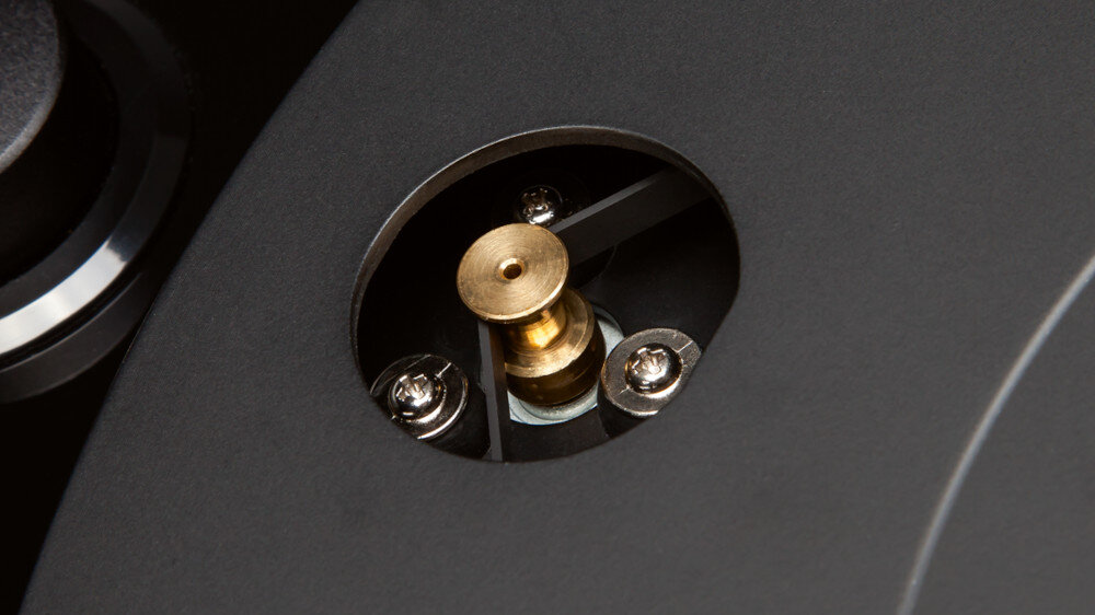 Gramofon RELOOP Turn 3 MK2 - napęd