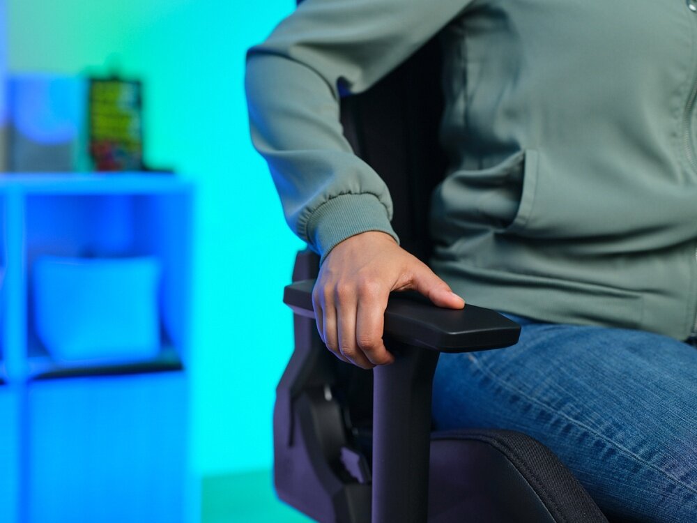 Fotel TRUST GXT 714 Ruya maksymalna wygoda trwałość wznieś się do gwiazd relaks dodatki