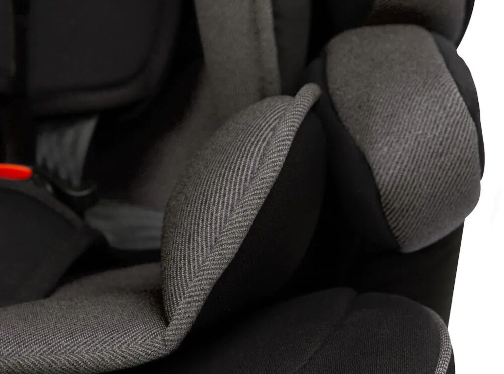 Fotelik samochodowy CARETERO Falcon Fresh 9-36 kg Grafitowy wygodne podlokietniki odpowiednie podparcie podczas jazdy wygodne ulozenie rak